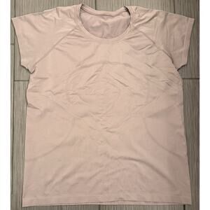 lululemon athletica Short Sleeve Tee in Light Pink